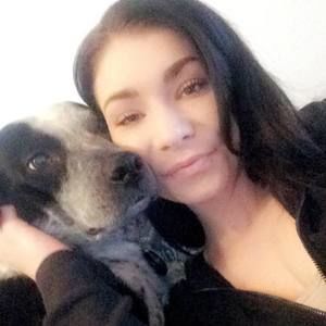 Meet your Posher, Crystal